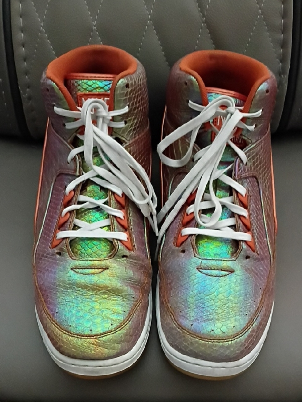 Nike 2015 Men's Air Python Iridescent Snake Print Sneakers - Picture 2 of 9